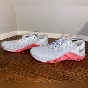 NIKE METCON TRAINING SHOES